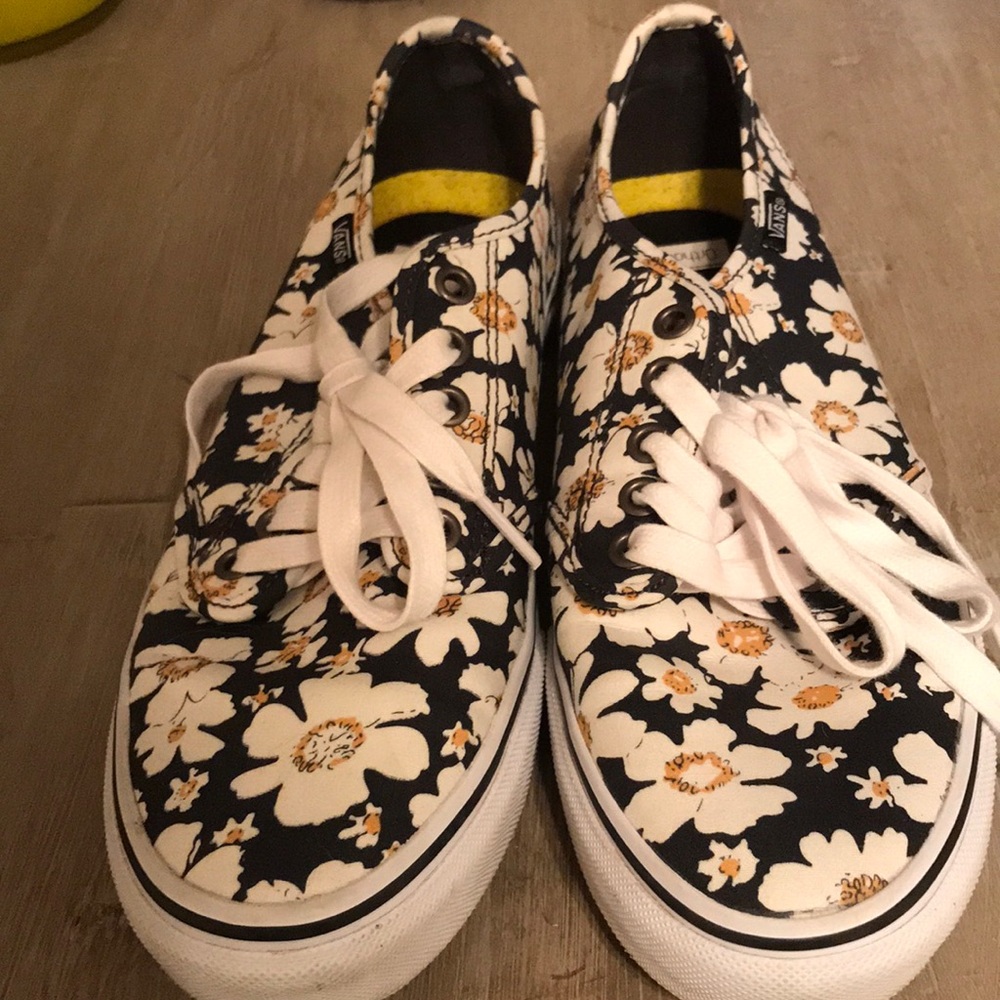Floral Vans